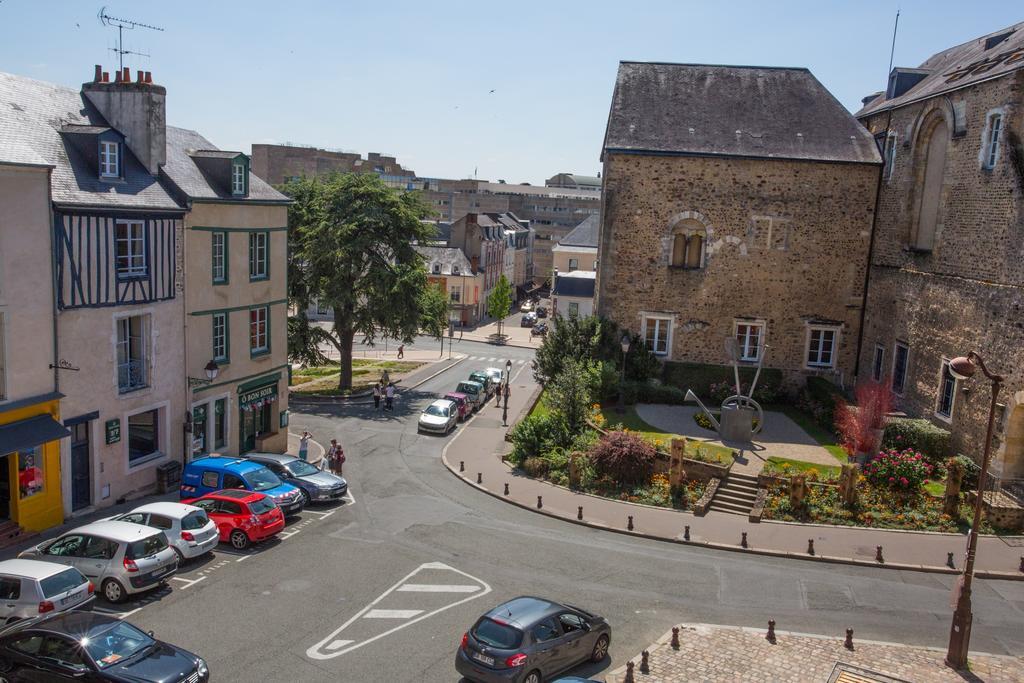 L'Hallai Du Roy Le Mans Buitenkant foto